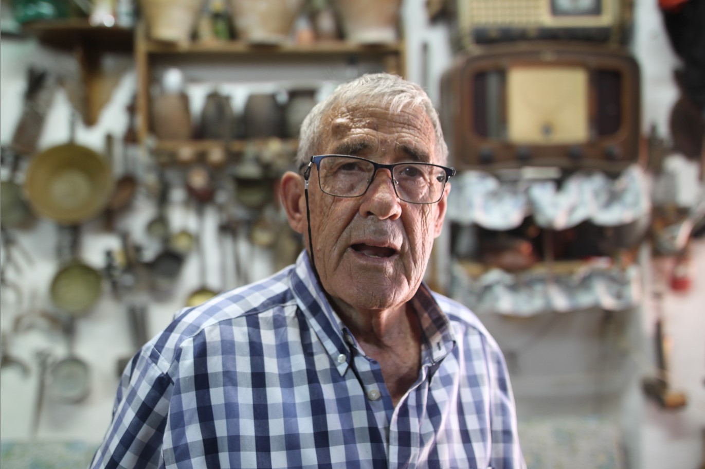Manolo Flores